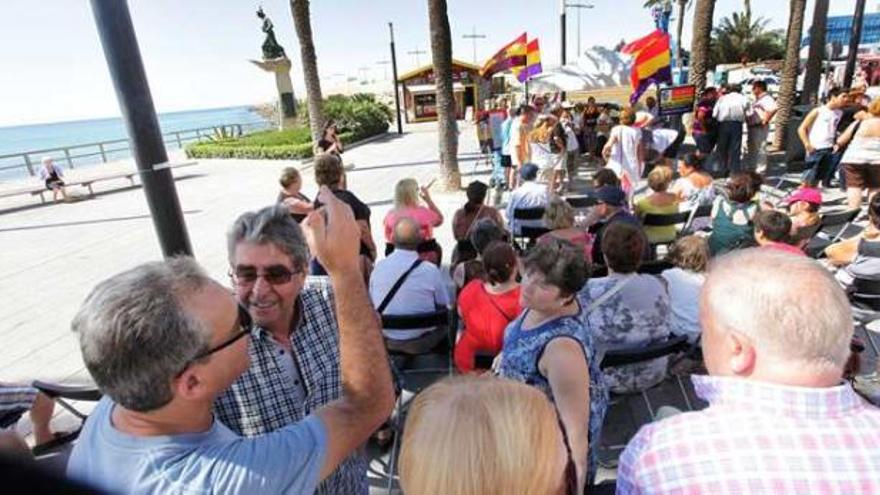 25 de agosto de 1938. Caen sobre Torrevieja más de 60 bombas