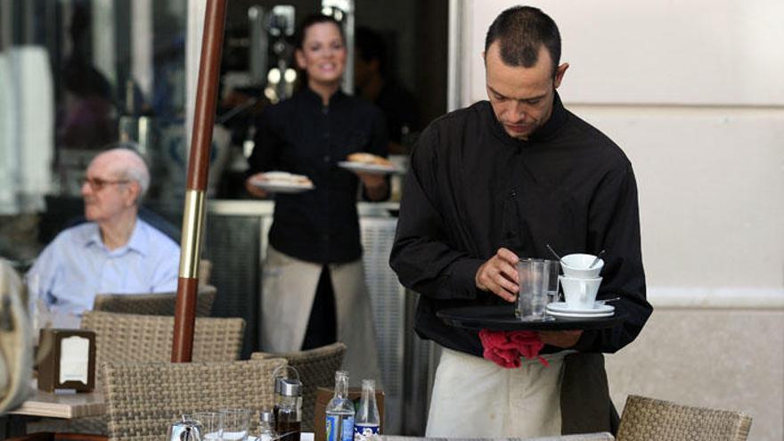 La hostelería es uno de los sectores donde se firman más contratos.