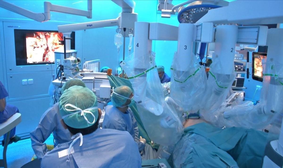 Un trasplante de riñón en el Hospital Clínic de Barcelona