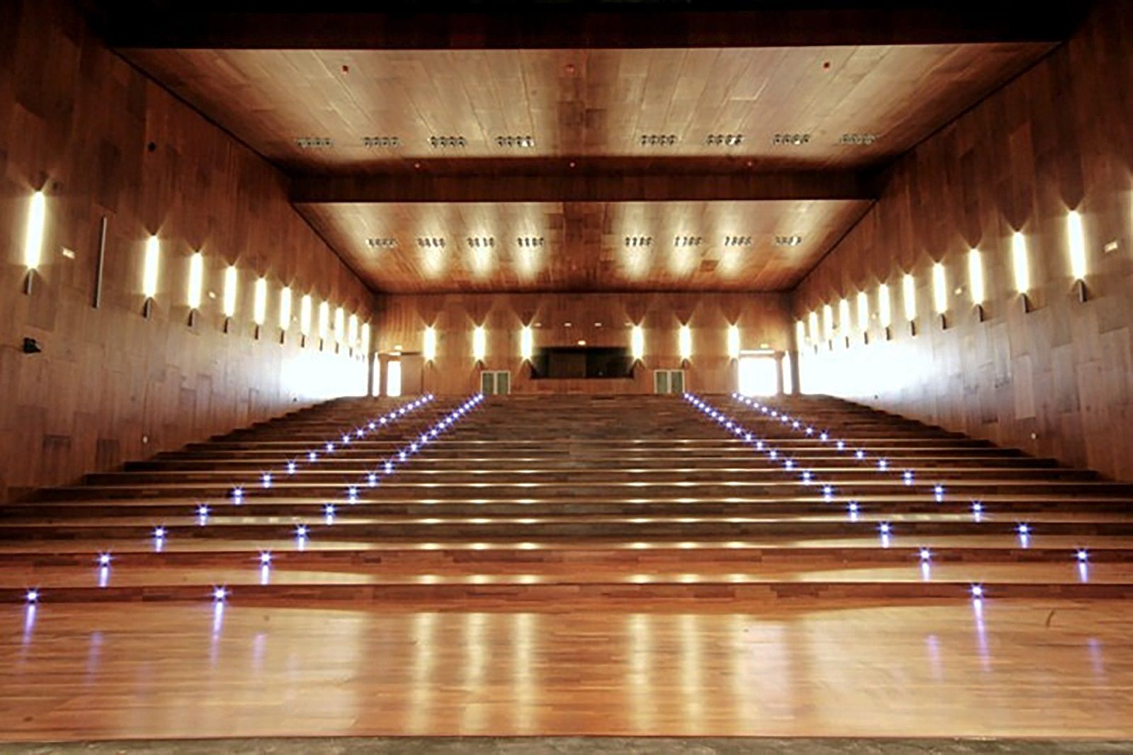 Escuela Superior de Arte Dramático, ESAD, (2007-2009), de Rafael de Lacour Jiménez y Alberto Santoyo Arenas.