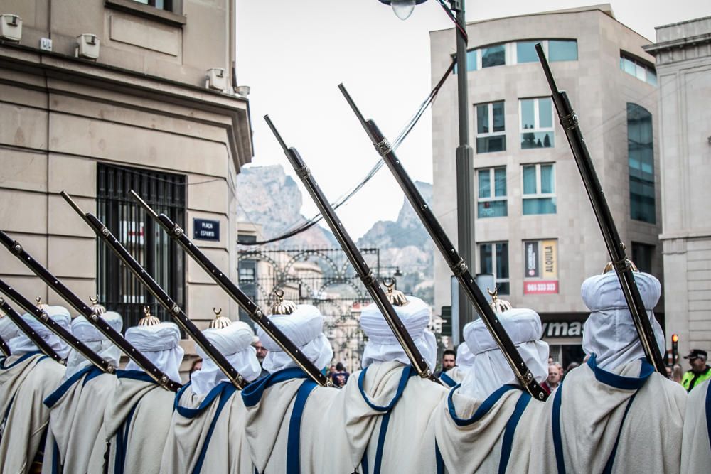 La Diana abre las Fiestas de Alcoy