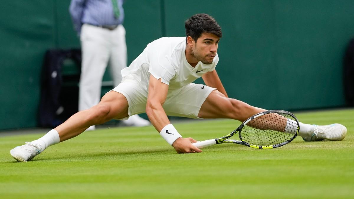 Carlos Alcaraz, durante su partido de octavos