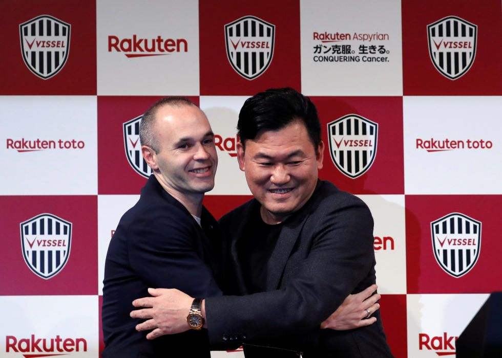 Presentació d'Andrés Iniesta amb el Vissel Kobe