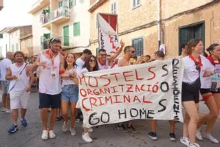 Jóvenes de Santa Maria respaldan a las dos activistas detenidas en la fiesta de las ‘colles’