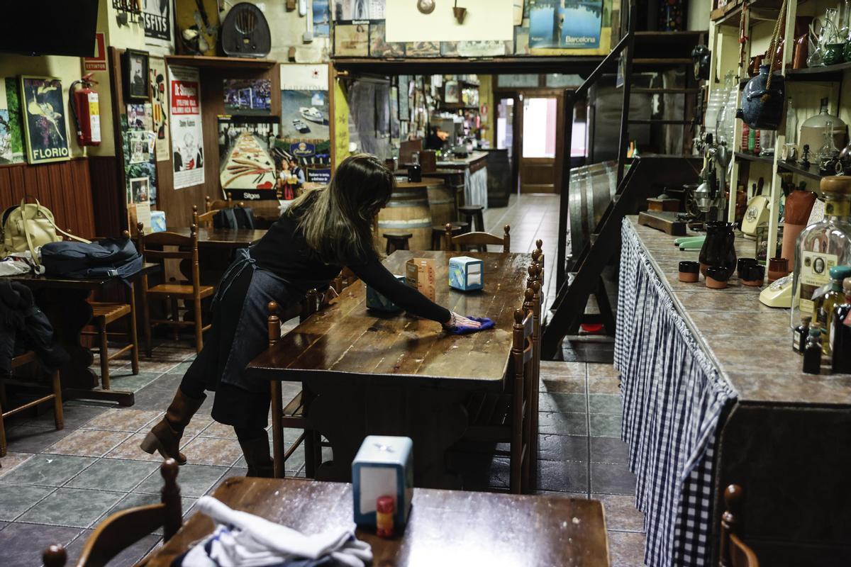 Amenaza de cierre para la bodega Cal Pep, en Gràcia.