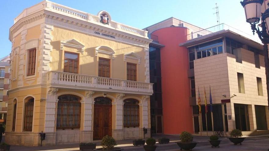 Fachada del Ayuntamiento de Algemesí.