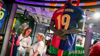 Locura en la tienda del Barça con la camiseta de Lamine Yamal