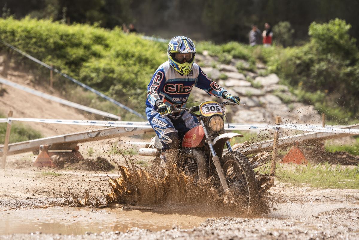 Gran carrera y emotivo homenaje en Les Comes Vintage Enduro 2022