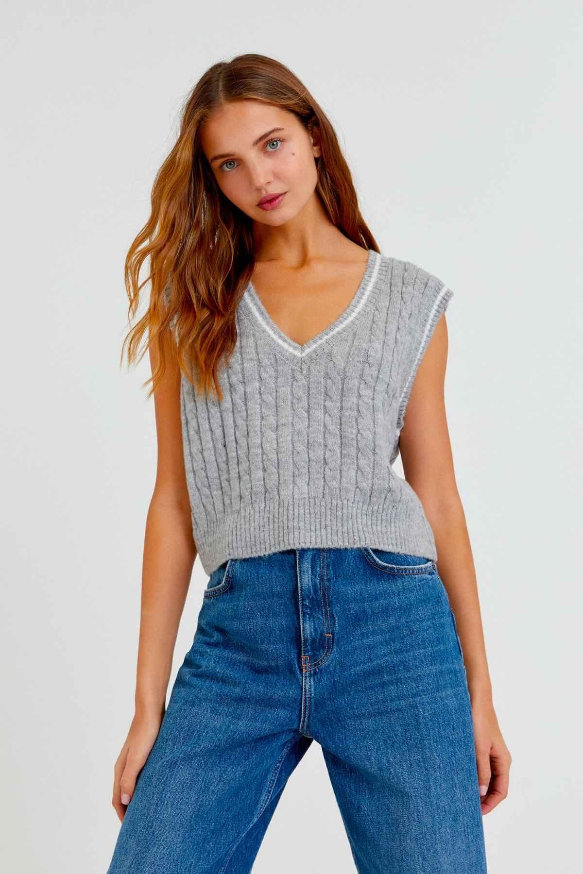 Chaleco de punto en tono gris de Pull & Bear