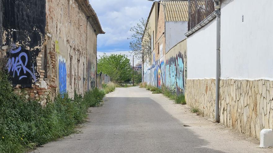 Arrestan a tres menores por agredir a un hombre tras asaltar su vivienda en la Punta