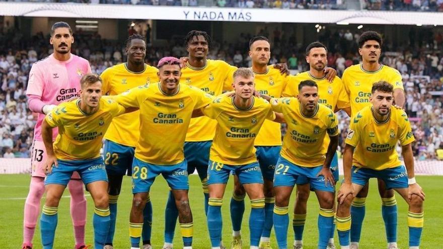 El escaso impacto de los nueve fichajes de la UD Las Palmas: solo Julián y Mika son indiscutibles y el &#039;killer&#039; no aparece