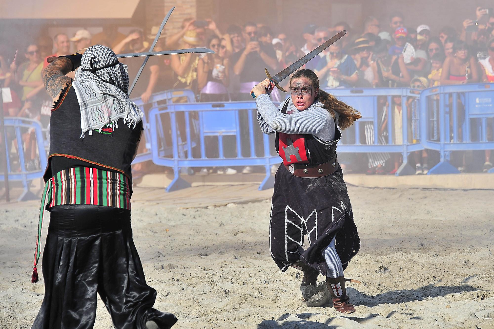 FIESTAS SANTA POLA. Asalto moro en la playa de Levante.