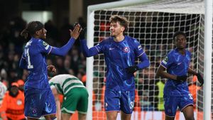 Chelsea - Shamrock Rovers: El triplete de Marc Guiu