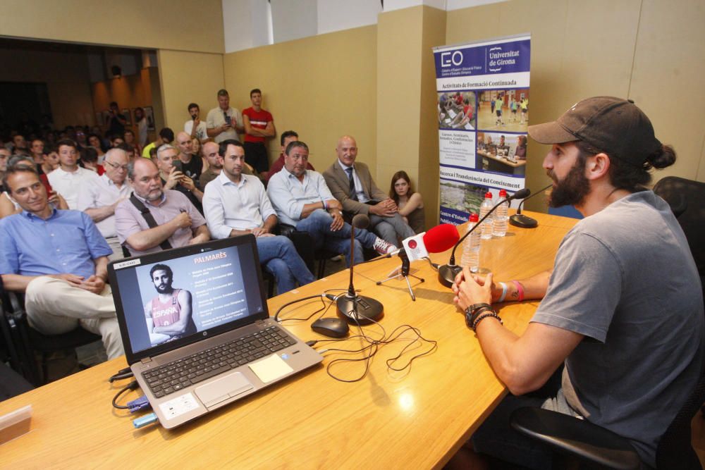 Ricky Rubio parla dels seus projectes socials a Banyoles