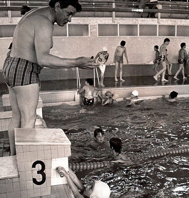 Alejandro Febrero cuando era entrenador de natación en el Real Club Náutico de Vigo