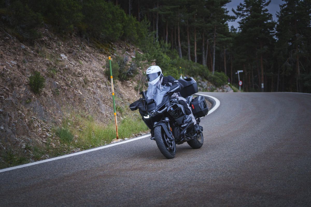 BMW R 1300 R, RS y RT: tres formas de vivir el bóxer BMW R 1300 R, RS y RT: tres formas de vivir el bóxer