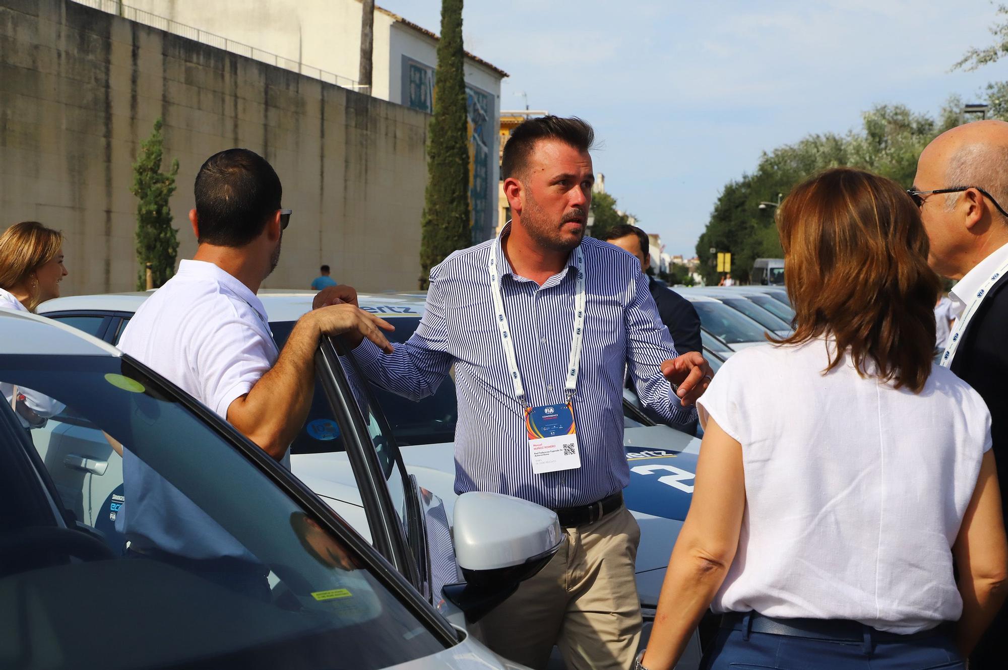 La Salida del EcoRali, una prueba con coches eléctricos ecológicos, en imágenes