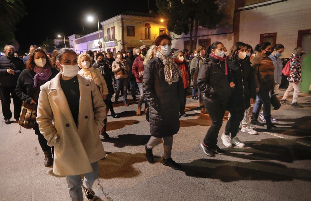 Manifestación en las calles del Port de Sagunt, el 25N contra la violencia machista.