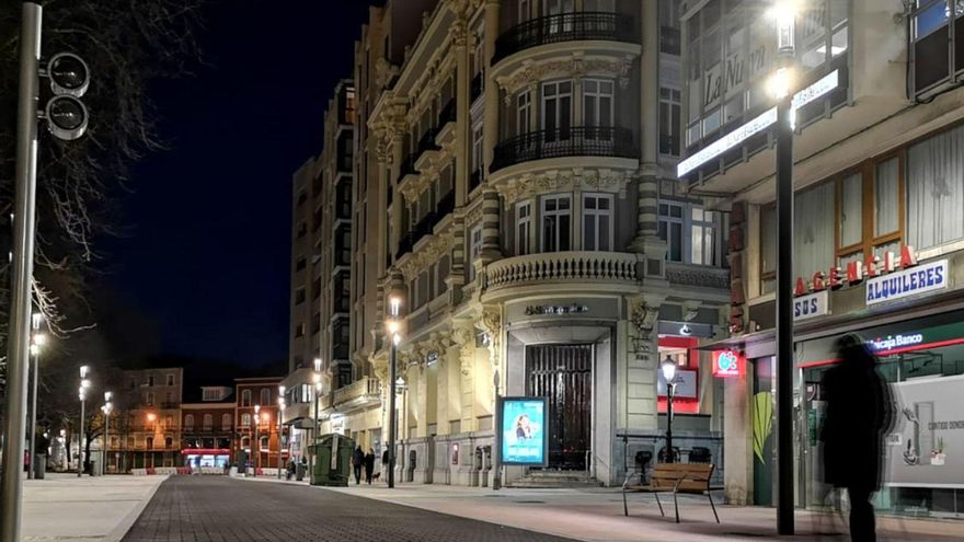 ¿Por qué hay un reguero de locales vacíos en Avilés? La clave está en este sector