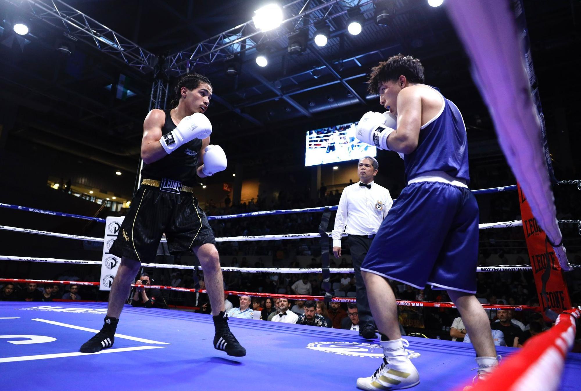 Velada de boxeo en el pabellón Siglo XXI