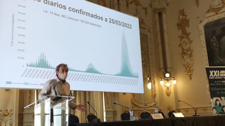 Fernando Simón ve razonable «asumir riesgos» en el escenario actual de la pandemia del coronavirus