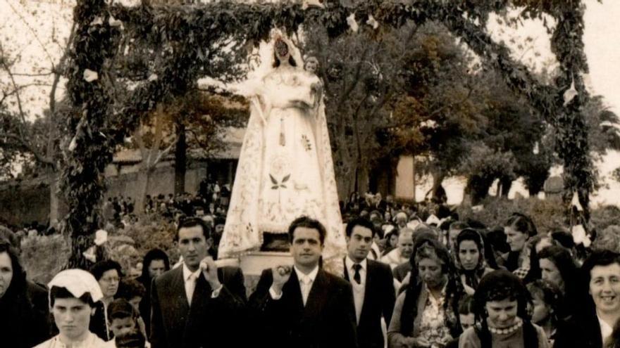 Oles (Villaviciosa) celebra este fin de semana la Fiesta de las Flores con nueva comisión organizadora: &quot;Va a ser un éxito&quot;