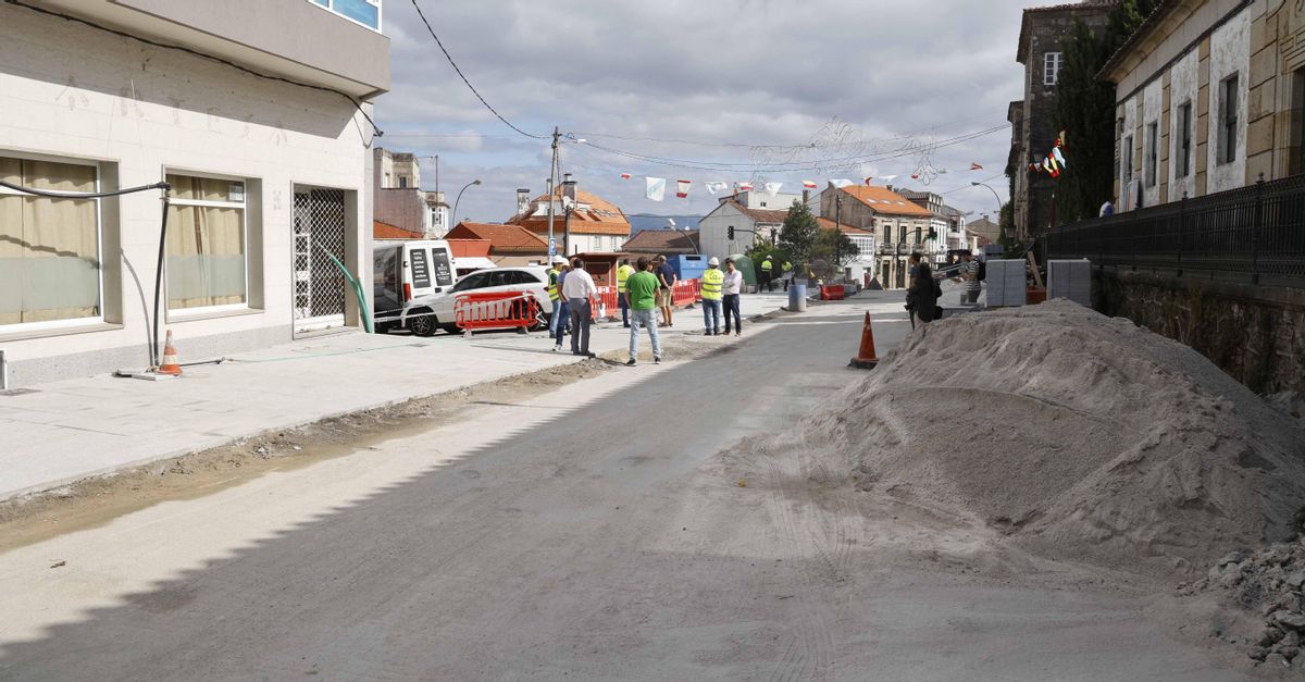 El tránsito de vehículos está siendo compatible con los trabajos.
