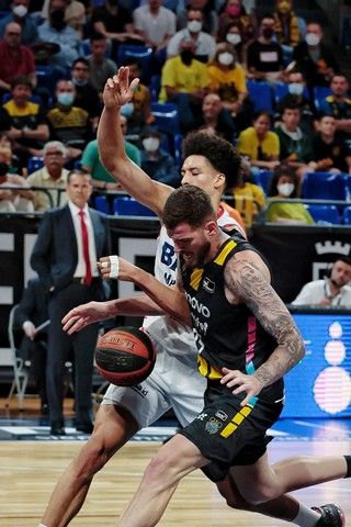 Partido Lenovo Tenerife - BAXI Manresa de Liga Endesa