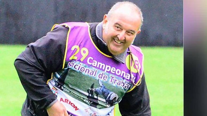 Gonzalo José Vicente: «Un perro de adiestramiento lleva el mismo cuidado que cualquier deportista de élite»