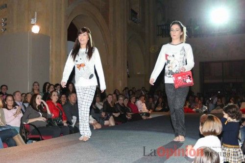 Desfile caritativo en Caravaca