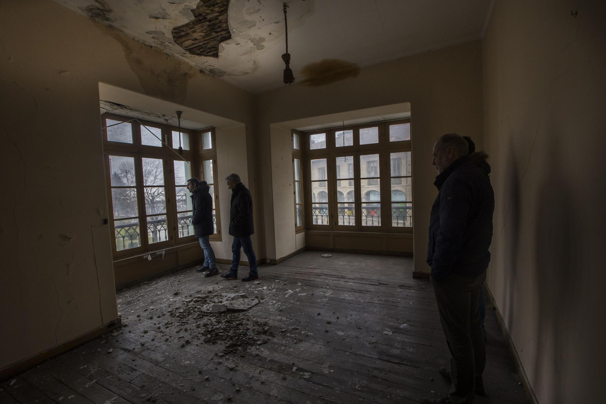 El interior del edificio del Café Colón, al desnudo
