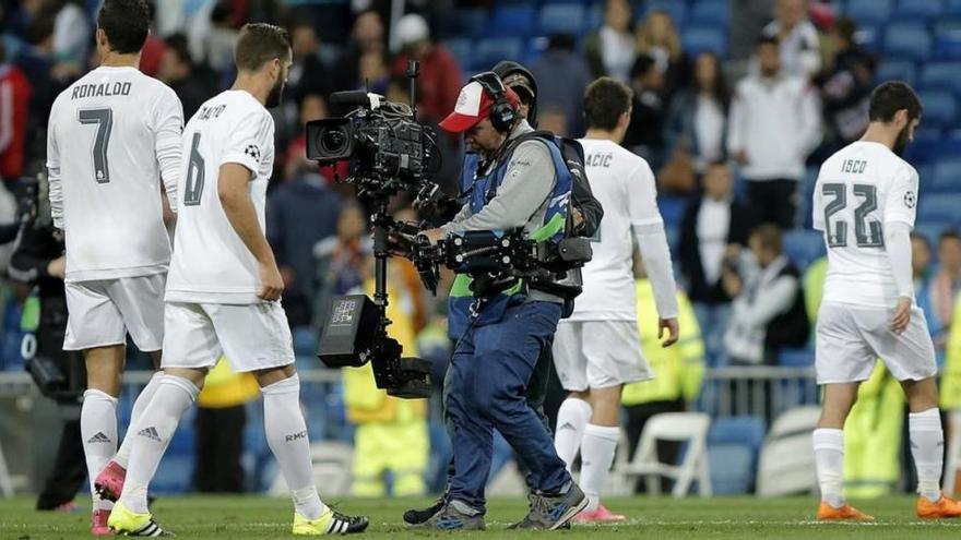 La Liga prohíbe a Tele 5 entrar en los estadios