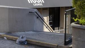 Mueren al menos cuatro personas y decenas resultan heridas en un nuevo tiroteo masivo en EEUU