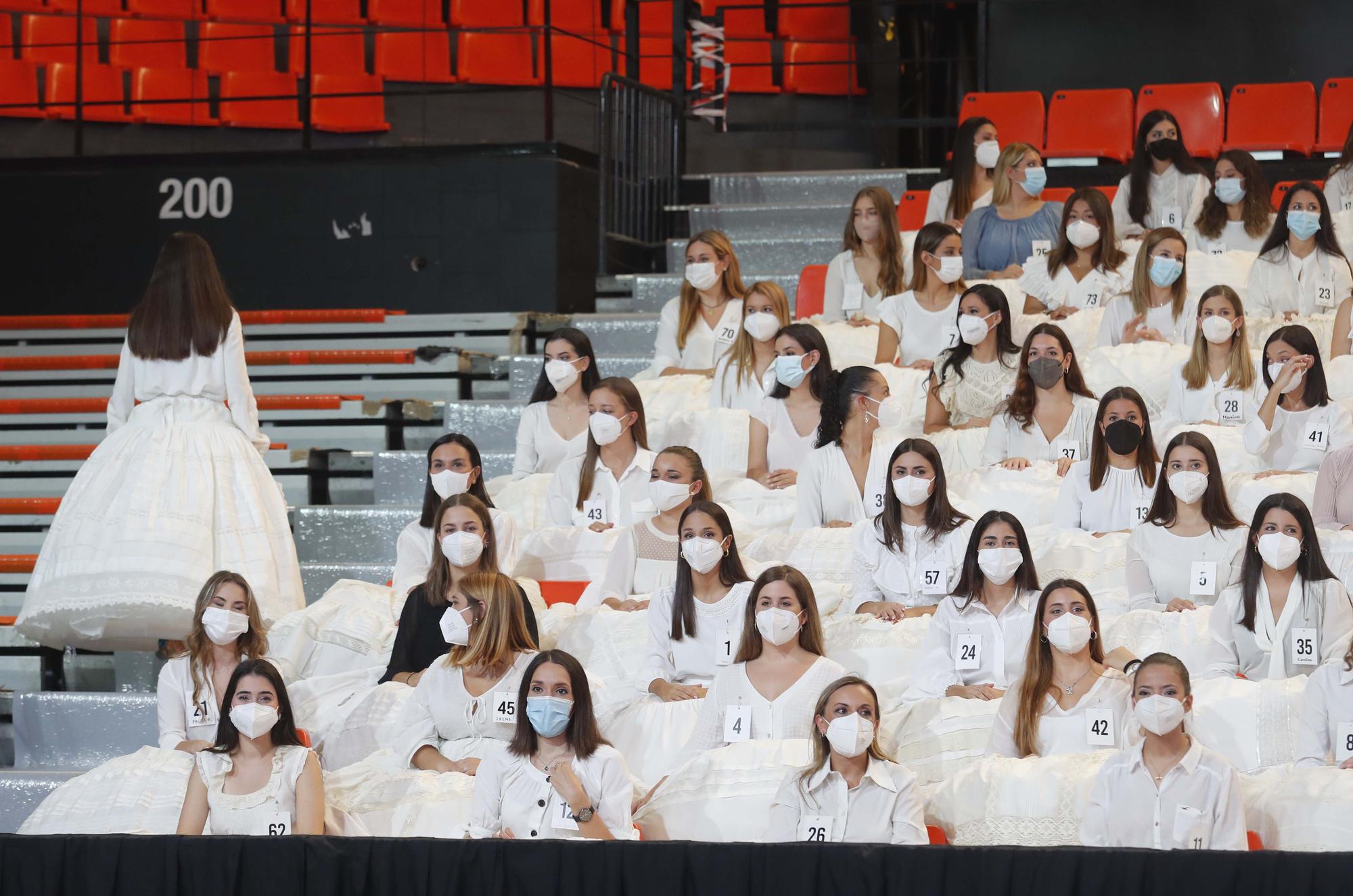 Ensayo de la elección de candidatas a falleras mayores y cortes 2022 en la Fonteta