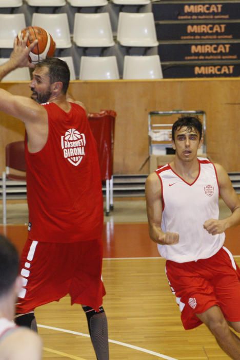 Entrenament del Bàsquet Girona a Fontajau