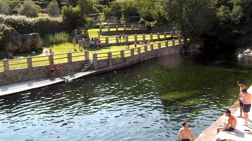 Preocupación en el sector turístico por el cierre de las piscinas