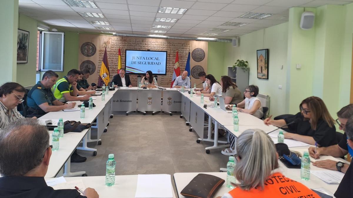 Reunión de la Junta Local de Seguridad en Benavente.