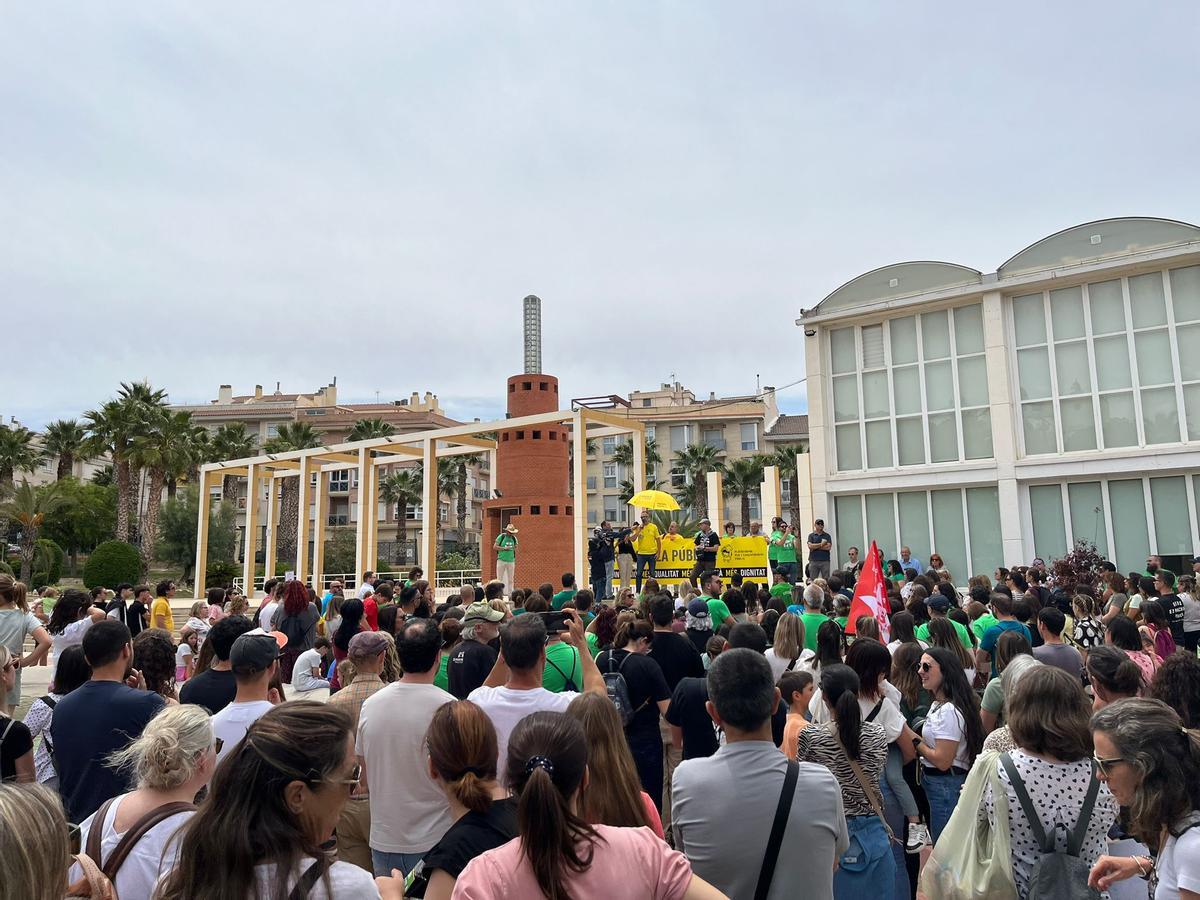 La huelga de educación en Elda