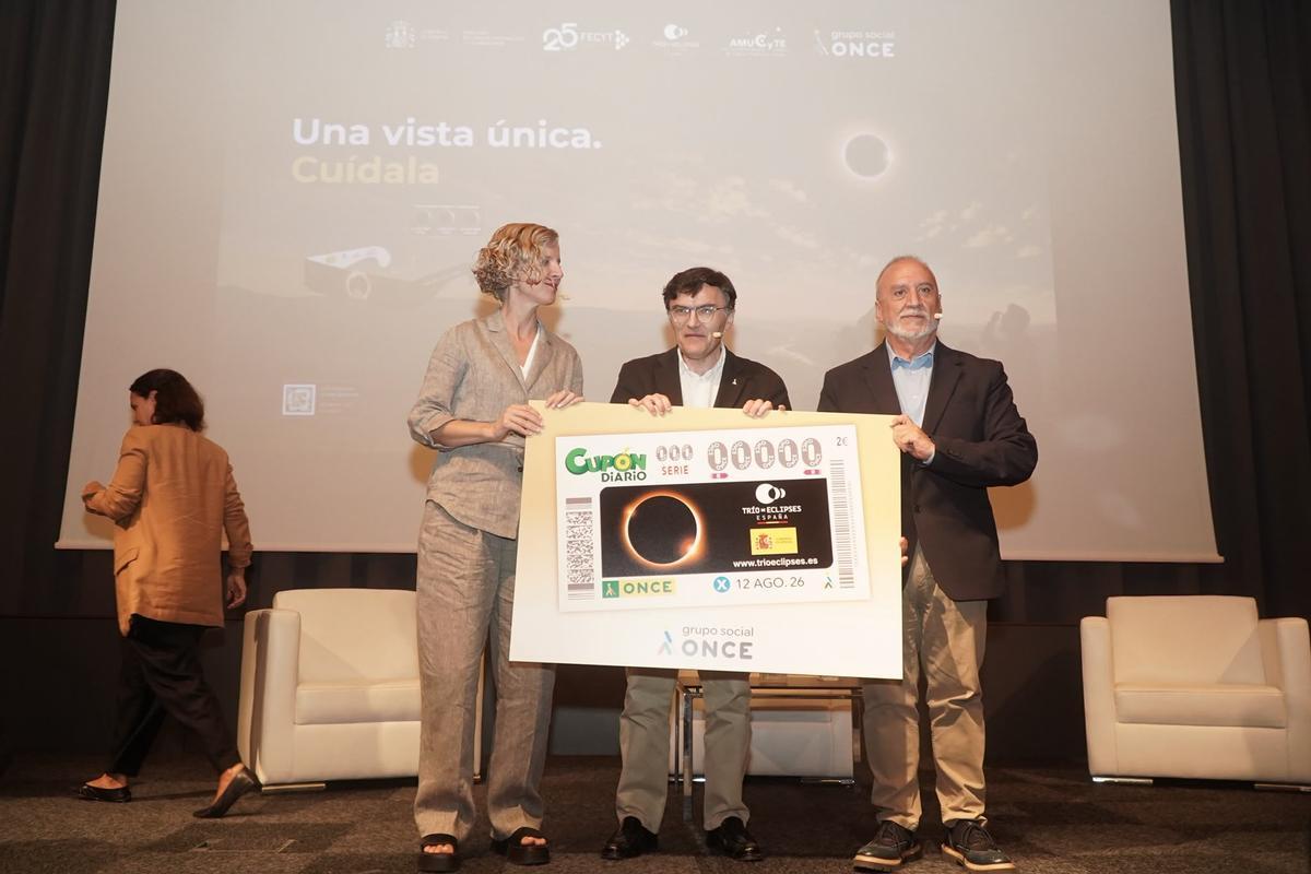 Presentación de la campaña 'Una vista única, cuídala' para promover la observación segura del eclipse