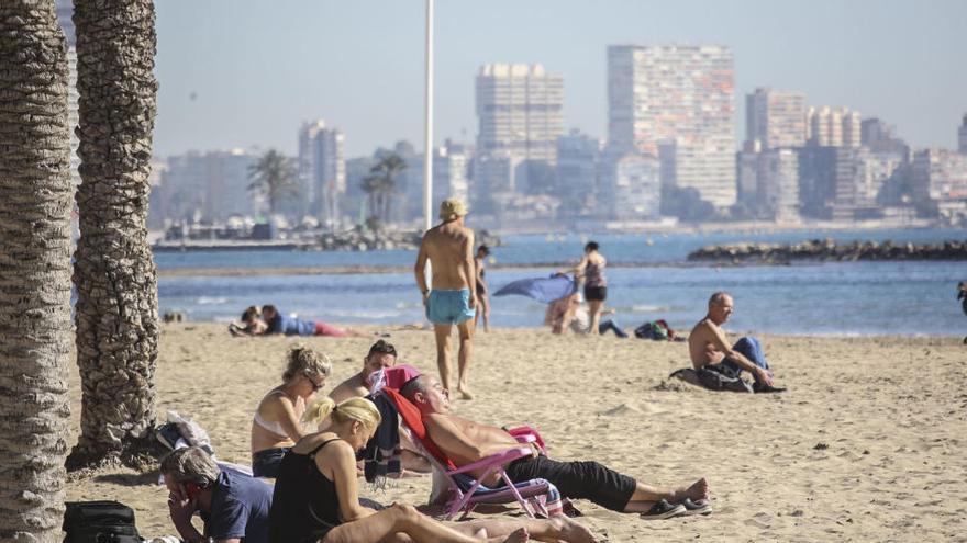El tiempo en Alicante: fin de semana marcado por el bochorno en la costa