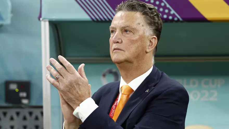 Van Gaal anuncia que ha superado el cáncer y no descarta volver a entrenar