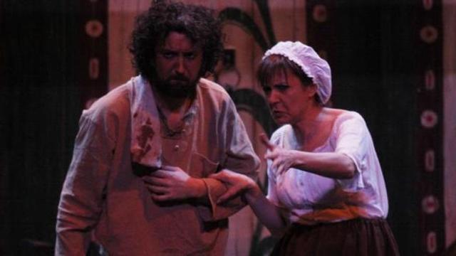 Atrezzo Teatro con «El retablo del dorado», en el Principal
