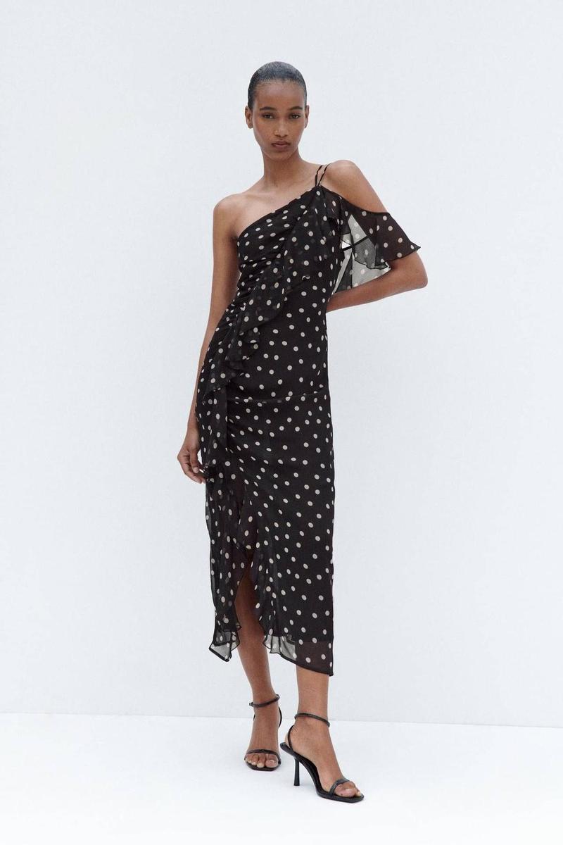 Vestido de lunares y volantes