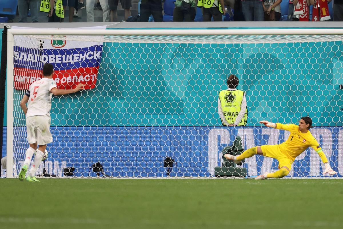 La tanda de penaltis del Suiza - España, en imágenes