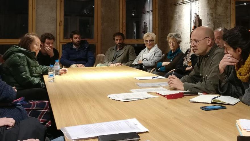 Reunió del jurat del Rec que ha triat els 15 equips que participen en la relectura urbanística del barri