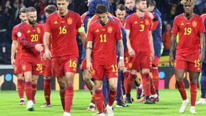 España se marchó decepcionada por su derrota ante Escocia