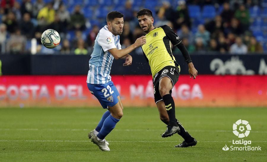 Partido del Málaga CF y el Tenerife en La Rosaleda.