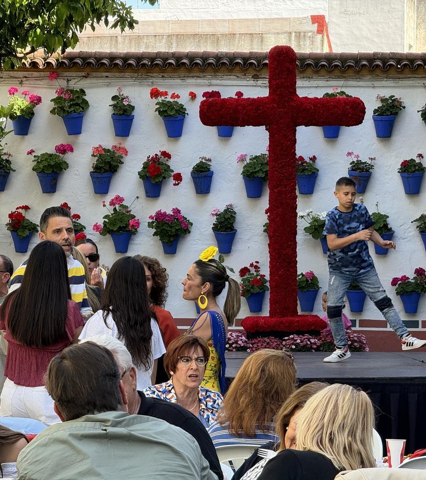 Jesús Nazareno, Los Quijotes Cordobeses y el Alcázar Viejo ganan el Concurso de Cruces de Mayo 2024