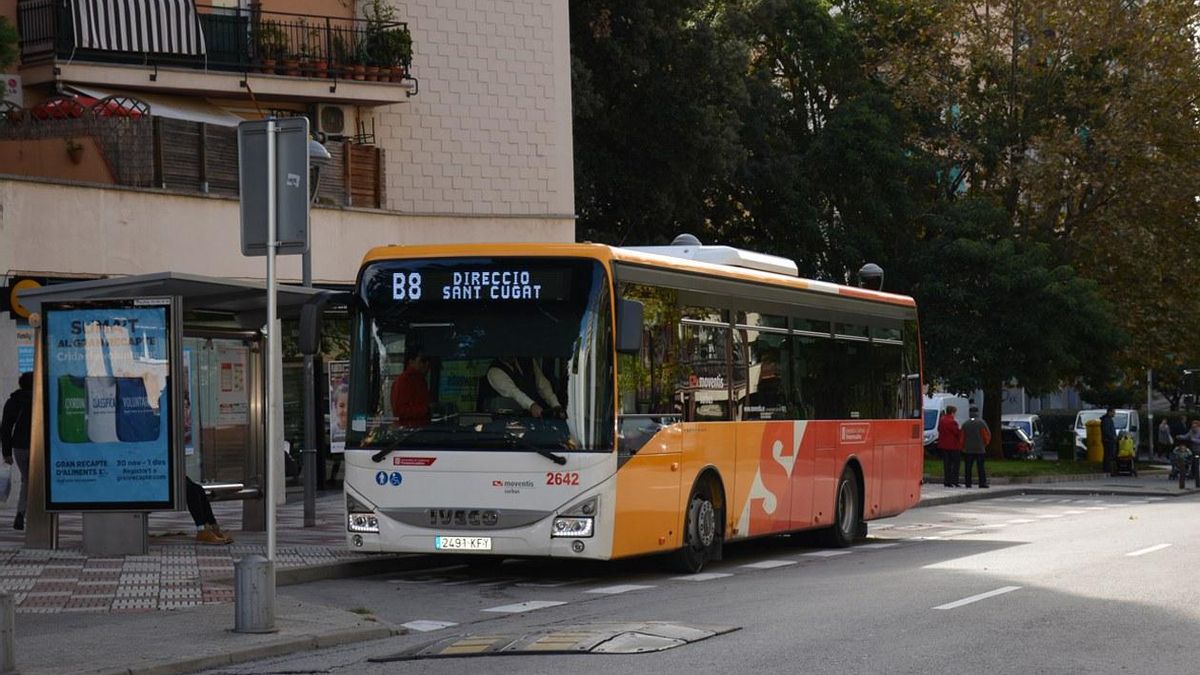Línea B8 que une Sant Cugat con el Hospital de Terrassa pasando por Rubí
