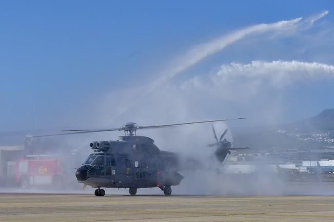 Presentación del nuevo helicóptero Superpuma ...